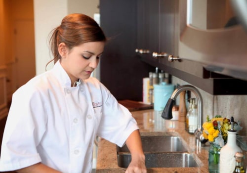 What is the job description of a personal chef?